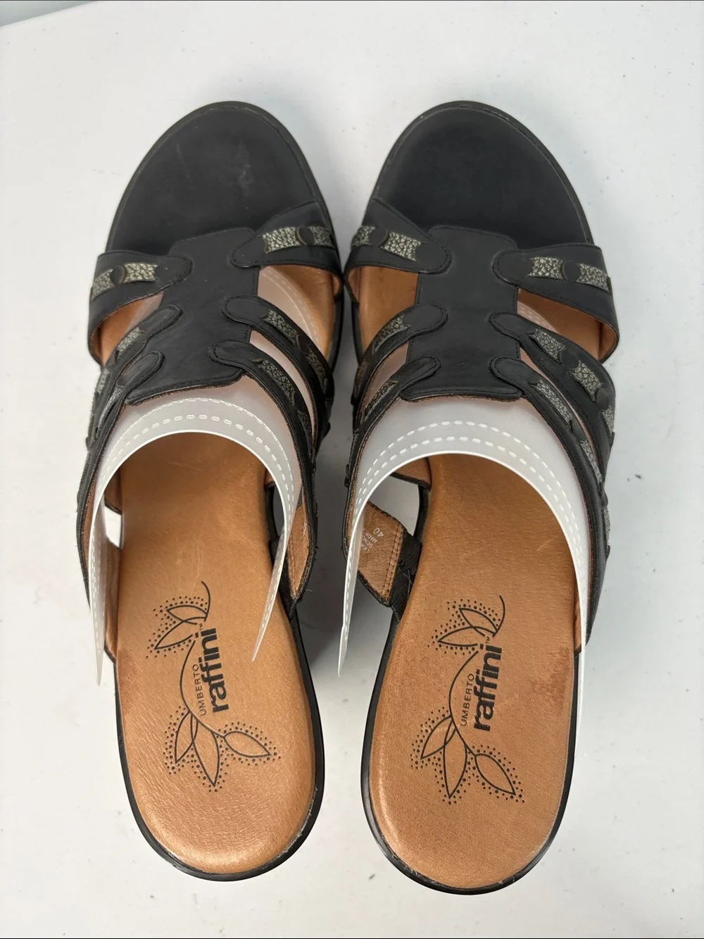 👟 Umberto Raffini Black Wedge Slide Sandals with Metallic Accents